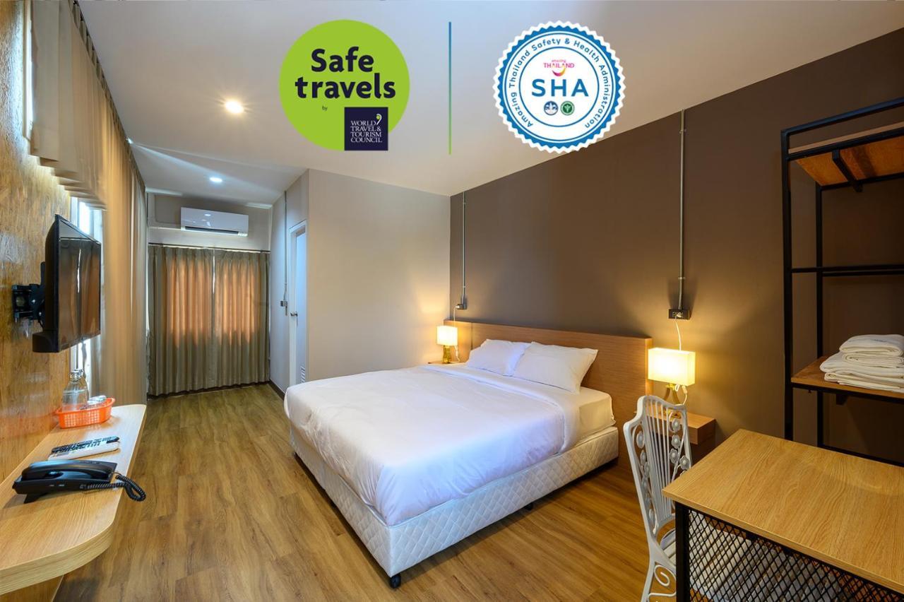 Grand Hotel Buriram Phòng bức ảnh